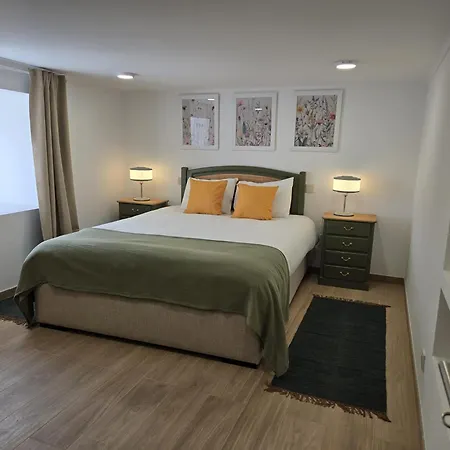 Semesterbostad Casa Lage Da Pena Geres